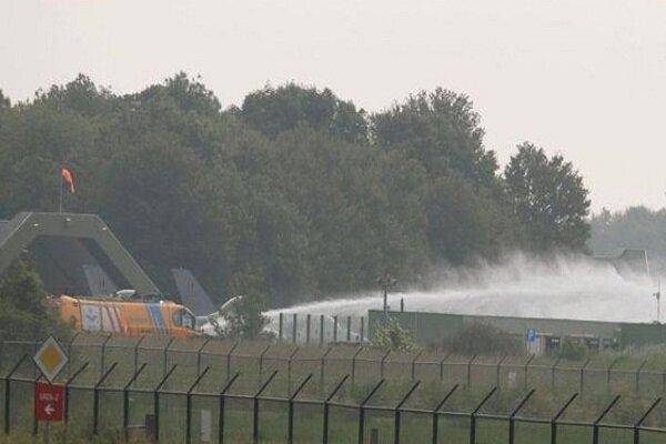 یک جنگنده بلژیک با ساختمانی در پایگاه هوایی هلند برخورد کرد