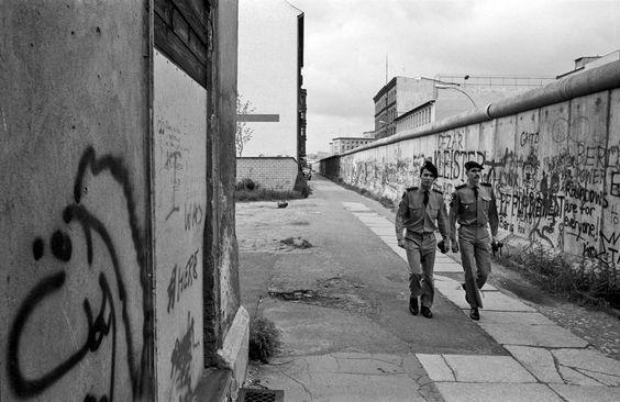 تور آلمان: سقوط دیوار برلین، داستان جالب از دیوار برلین
